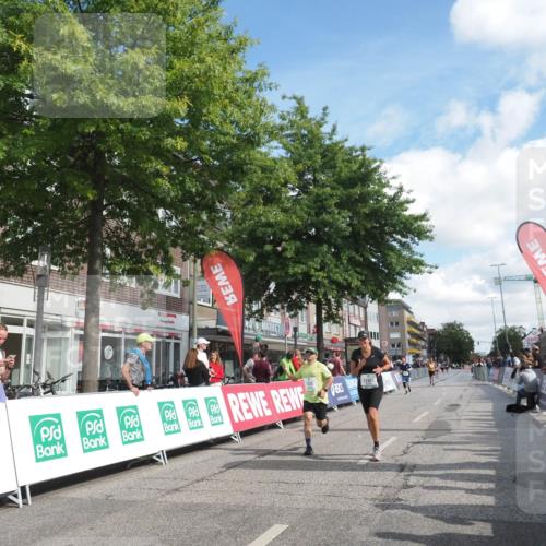 15.09.2024 - PSD Bank Halbmarathon Miley Keyser http://msf.ph/oto/7068674 15.09.2024 12:20:44 Ziel 2128, 2325, 2957, 3032 meine-sportfotos.de