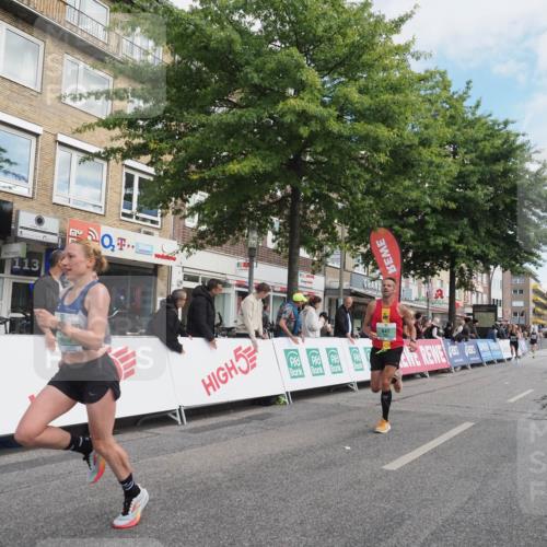 15.09.2024 - PSD Bank Halbmarathon Miley Keyser http://msf.ph/oto/7068691 15.09.2024 11:20:28 Ziel 424, 598, 618, 619, 647, 649, 651, 669, 676, 852, 861, 880, 898, 1068 meine-sportfotos.de