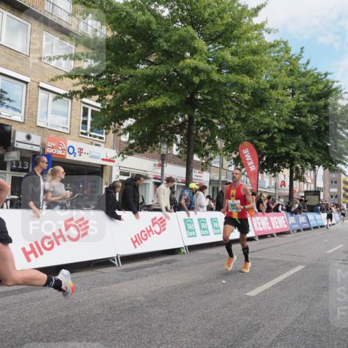 15.09.2024 - PSD Bank Halbmarathon Miley Keyser http://msf.ph/oto/7068696 15.09.2024 11:20:28 Ziel 424, 598, 618, 619, 647, 649, 651, 669, 676, 852, 861, 880, 898, 1068 meine-sportfotos.de