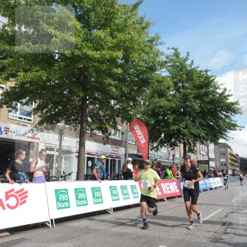 15.09.2024 - PSD Bank Halbmarathon Miley Keyser http://msf.ph/oto/7068699 15.09.2024 12:20:45 Ziel 2128, 2325, 2957, 3032 meine-sportfotos.de