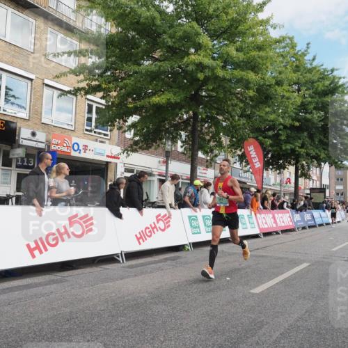 15.09.2024 - PSD Bank Halbmarathon Miley Keyser http://msf.ph/oto/7068703 15.09.2024 11:20:28 Ziel 424, 598, 618, 619, 647, 649, 651, 669, 676, 852, 861, 880, 898, 1068 meine-sportfotos.de