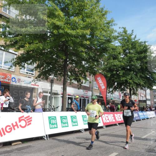 15.09.2024 - PSD Bank Halbmarathon Miley Keyser http://msf.ph/oto/7068710 15.09.2024 12:20:45 Ziel 2128, 2325, 2957, 3032 meine-sportfotos.de