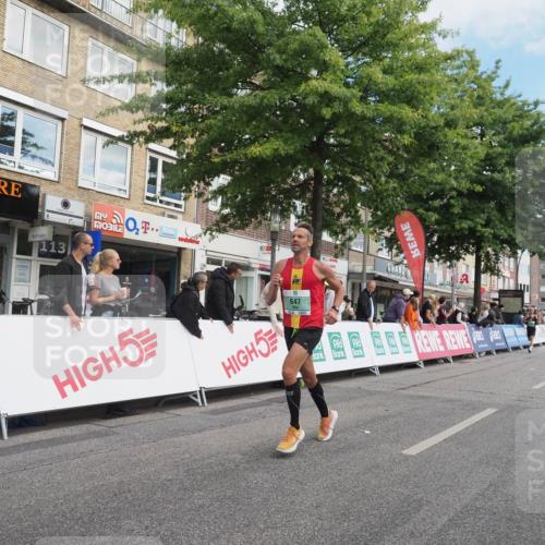 15.09.2024 - PSD Bank Halbmarathon Miley Keyser http://msf.ph/oto/7068712 15.09.2024 11:20:28 Ziel 424, 598, 618, 619, 647, 649, 651, 669, 676, 852, 861, 880, 898, 1068 meine-sportfotos.de