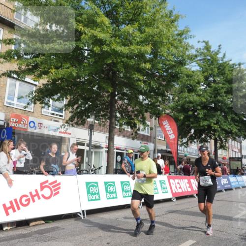 15.09.2024 - PSD Bank Halbmarathon Miley Keyser http://msf.ph/oto/7068714 15.09.2024 12:20:45 Ziel 2128, 2325, 2957, 3032 meine-sportfotos.de