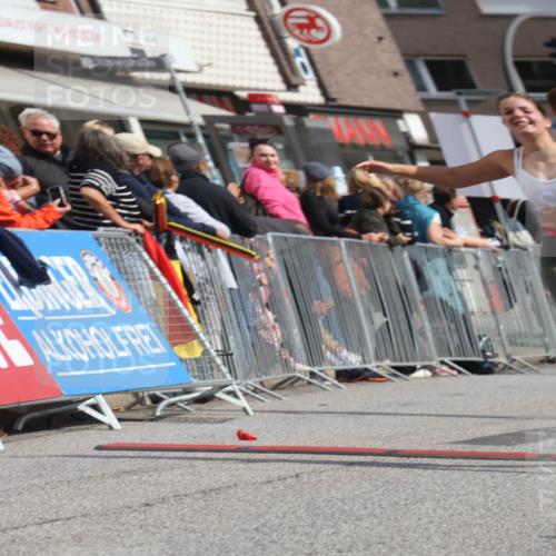 15.09.2024 - PSD Bank Halbmarathon Michael Strokosch http://msf.ph/oto/7068756 15.09.2024 12:06:08 Ziel 1518, 1607, 1697, 1821, 1831, 2280, 2804, 2854, 2947, 3350, 3535 meine-sportfotos.de