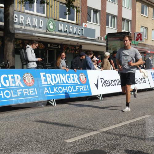 15.09.2024 - PSD Bank Halbmarathon Michael Strokosch http://msf.ph/oto/7068792 15.09.2024 12:06:13 Ziel 1697, 1747, 1831, 2280, 2718, 2854, 2947, 3350 meine-sportfotos.de