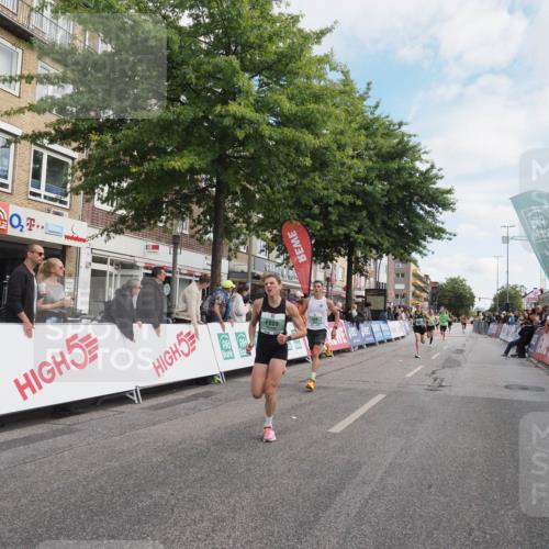 15.09.2024 - PSD Bank Halbmarathon Miley Keyser http://msf.ph/oto/7068800 15.09.2024 11:20:38 Ziel 411, 424, 618, 622, 649, 651, 676, 821, 880, 898, 1067, 1068 meine-sportfotos.de