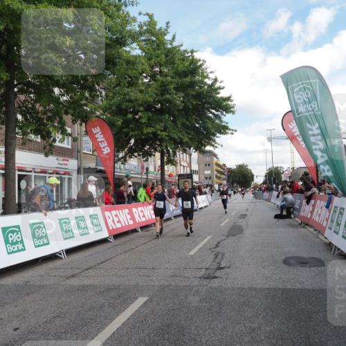 15.09.2024 - PSD Bank Halbmarathon Miley Keyser http://msf.ph/oto/7068830 15.09.2024 12:21:13 Ziel 2066, 3047, 3285 meine-sportfotos.de