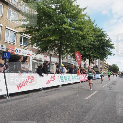 15.09.2024 - PSD Bank Halbmarathon Miley Keyser http://msf.ph/oto/7068837 15.09.2024 11:20:40 Ziel 411, 424, 618, 622, 649, 676, 821, 850, 880, 898, 1008, 1067 meine-sportfotos.de