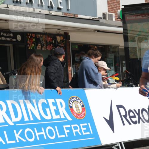 15.09.2024 - PSD Bank Halbmarathon Michael Strokosch http://msf.ph/oto/7068839 15.09.2024 12:06:20 Ziel 1697, 1747, 1824, 2036, 2092, 2177, 2280, 2334, 2718, 2854, 3350 meine-sportfotos.de