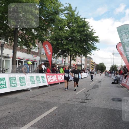 15.09.2024 - PSD Bank Halbmarathon Miley Keyser http://msf.ph/oto/7068845 15.09.2024 12:21:13 Ziel 2066, 3047, 3285 meine-sportfotos.de