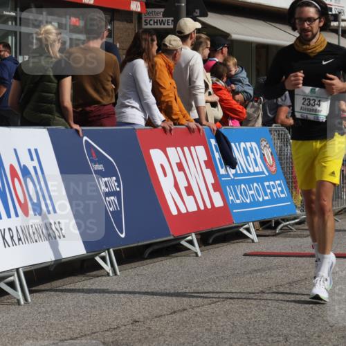 15.09.2024 - PSD Bank Halbmarathon Michael Strokosch http://msf.ph/oto/7068847 15.09.2024 12:06:21 Ziel 1697, 1747, 1824, 2036, 2092, 2177, 2280, 2334, 2718, 2854, 3350 meine-sportfotos.de