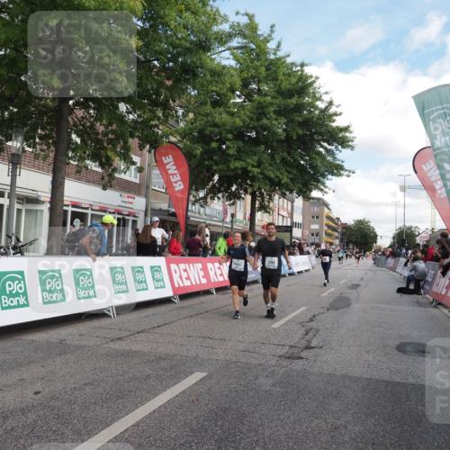 15.09.2024 - PSD Bank Halbmarathon Miley Keyser http://msf.ph/oto/7068853 15.09.2024 12:21:13 Ziel 2066, 3047, 3285 meine-sportfotos.de