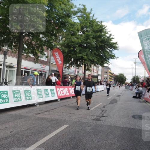 15.09.2024 - PSD Bank Halbmarathon Miley Keyser http://msf.ph/oto/7068861 15.09.2024 12:21:14 Ziel 2066, 3047, 3285 meine-sportfotos.de