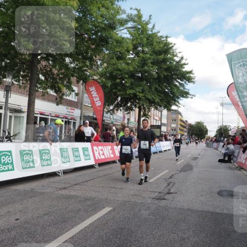 15.09.2024 - PSD Bank Halbmarathon Miley Keyser http://msf.ph/oto/7068864 15.09.2024 12:21:14 Ziel 2066, 3047, 3285 meine-sportfotos.de