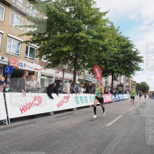 15.09.2024 - PSD Bank Halbmarathon Miley Keyser http://msf.ph/oto/7068866 15.09.2024 11:20:42 Ziel 411, 618, 622, 649, 676, 821, 850, 880, 898, 1008, 1067 meine-sportfotos.de
