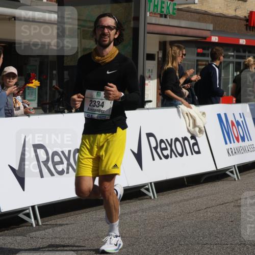 15.09.2024 - PSD Bank Halbmarathon Michael Strokosch http://msf.ph/oto/7068867 15.09.2024 12:06:24 Ziel 1464, 1697, 1747, 1824, 2036, 2092, 2177, 2334, 2340, 2718, 3350 meine-sportfotos.de
