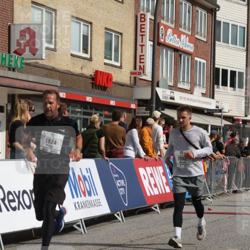 15.09.2024 - PSD Bank Halbmarathon Michael Strokosch http://msf.ph/oto/7068885 15.09.2024 12:06:25 Ziel 1464, 1697, 1747, 1824, 2036, 2092, 2177, 2334, 2340, 2718, 3350 meine-sportfotos.de