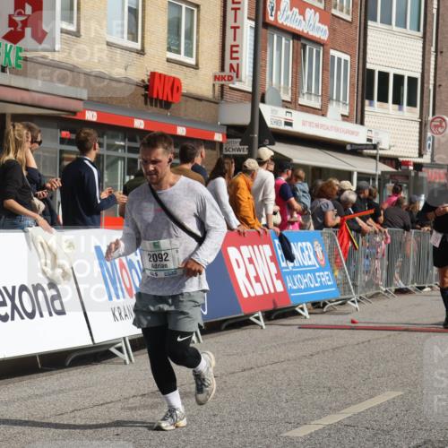 15.09.2024 - PSD Bank Halbmarathon Michael Strokosch http://msf.ph/oto/7068892 15.09.2024 12:06:26 Ziel 1464, 1697, 1747, 1824, 2036, 2092, 2177, 2334, 2340, 2718 meine-sportfotos.de