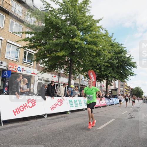 15.09.2024 - PSD Bank Halbmarathon Miley Keyser http://msf.ph/oto/7068894 15.09.2024 11:20:44 Ziel 411, 618, 622, 625, 649, 676, 821, 850, 898, 1008, 1067 meine-sportfotos.de