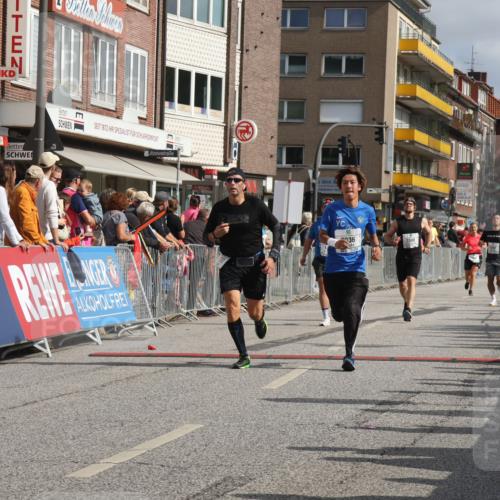 15.09.2024 - PSD Bank Halbmarathon Michael Strokosch http://msf.ph/oto/7068895 15.09.2024 12:06:27 Ziel 1464, 1697, 1747, 1824, 2032, 2036, 2092, 2177, 2334, 2340, 2718 meine-sportfotos.de