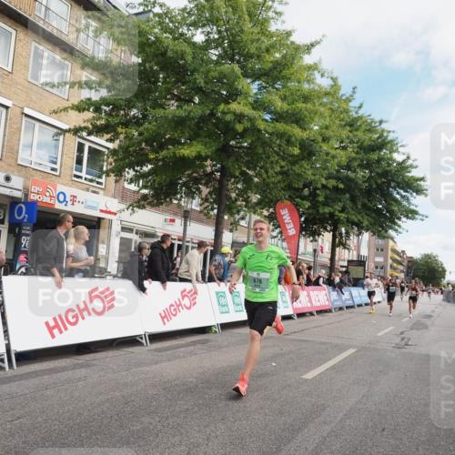 15.09.2024 - PSD Bank Halbmarathon Miley Keyser http://msf.ph/oto/7068897 15.09.2024 11:20:44 Ziel 411, 618, 622, 625, 649, 676, 821, 850, 898, 1008, 1067 meine-sportfotos.de