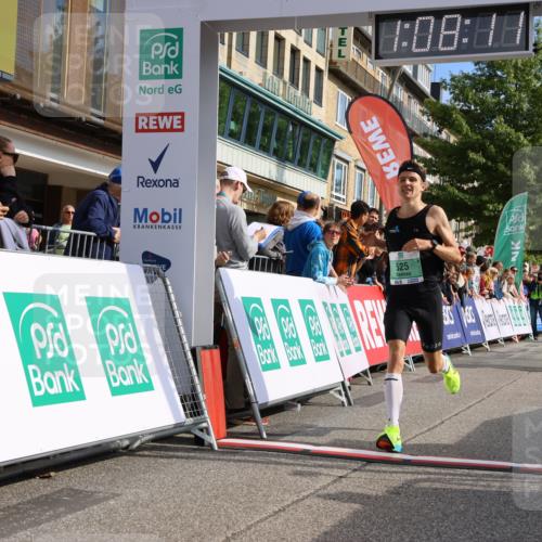 15.09.2024 - PSD Bank Halbmarathon Strokosch-Dieckow http://msf.ph/oto/7068905 15.09.2024 11:09:02 Ziel 496, 525, 807 meine-sportfotos.de