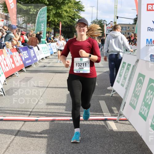 15.09.2024 - PSD Bank Halbmarathon Strokosch-Dieckow http://msf.ph/oto/7068924 15.09.2024 12:31:17 Ziel 2261, 2858, 3211, 3279, 3312, 3414, 3416 meine-sportfotos.de