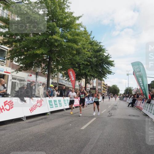 15.09.2024 - PSD Bank Halbmarathon Miley Keyser http://msf.ph/oto/7068926 15.09.2024 11:20:46 Ziel 411, 618, 622, 625, 676, 821, 850, 898, 1008, 1020, 1067 meine-sportfotos.de