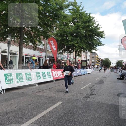 15.09.2024 - PSD Bank Halbmarathon Miley Keyser http://msf.ph/oto/7068933 15.09.2024 12:21:17 Ziel 2066, 2404, 2698, 3047, 3069, 3285 meine-sportfotos.de