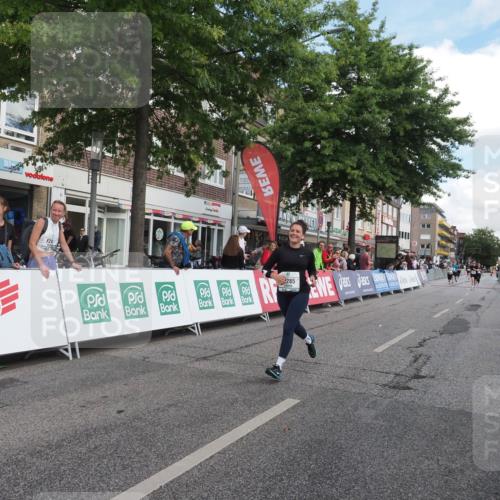 15.09.2024 - PSD Bank Halbmarathon Miley Keyser http://msf.ph/oto/7068944 15.09.2024 12:21:17 Ziel 2066, 2404, 2698, 3047, 3069, 3285 meine-sportfotos.de