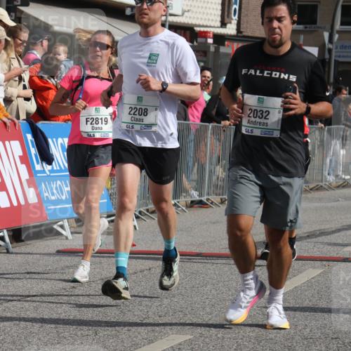 15.09.2024 - PSD Bank Halbmarathon Michael Strokosch http://msf.ph/oto/7068947 15.09.2024 12:06:35 Ziel 1464, 1824, 2032, 2036, 2092, 2177, 2208, 2340, 2819, 2942 meine-sportfotos.de