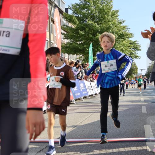 15.09.2024 - PSD Bank Halbmarathon Strokosch-Dieckow http://msf.ph/oto/7068957 15.09.2024 10:28:01 Ziel 27, 28, 37, 73, 101, 103, 108, 125, 128, 138, 204, 249, 296 meine-sportfotos.de