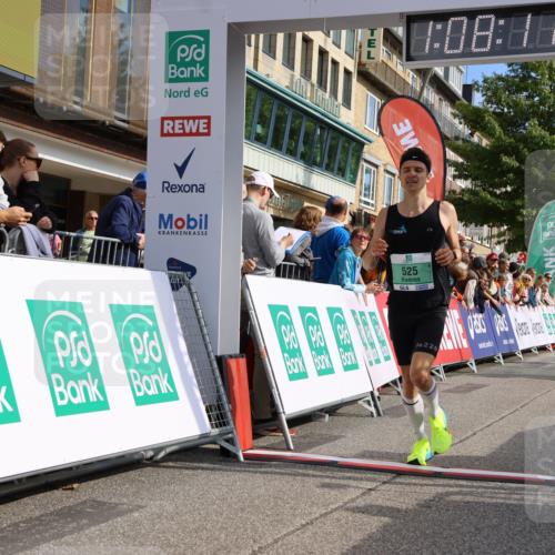 15.09.2024 - PSD Bank Halbmarathon Strokosch-Dieckow http://msf.ph/oto/7068960 15.09.2024 11:09:02 Ziel 496, 525, 807 meine-sportfotos.de
