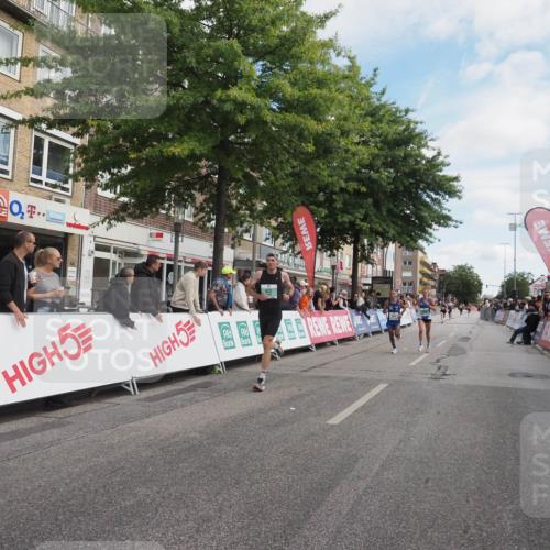 15.09.2024 - PSD Bank Halbmarathon Miley Keyser http://msf.ph/oto/7068972 15.09.2024 11:20:51 Ziel 411, 557, 622, 625, 821, 850, 875, 1008, 1020, 1067 meine-sportfotos.de