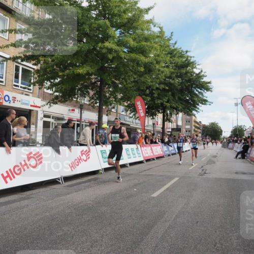 15.09.2024 - PSD Bank Halbmarathon Miley Keyser http://msf.ph/oto/7068976 15.09.2024 11:20:51 Ziel 411, 557, 622, 625, 821, 850, 875, 1008, 1020, 1067 meine-sportfotos.de