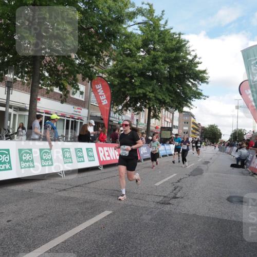 15.09.2024 - PSD Bank Halbmarathon Miley Keyser http://msf.ph/oto/7068989 15.09.2024 12:21:25 Ziel 2066, 2256, 2379, 2404, 2698, 3047, 3069, 3285, 3555 meine-sportfotos.de