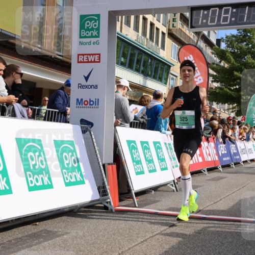 15.09.2024 - PSD Bank Halbmarathon Strokosch-Dieckow http://msf.ph/oto/7068996 15.09.2024 11:09:02 Ziel 496, 525, 807 meine-sportfotos.de