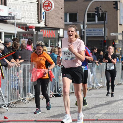 15.09.2024 - PSD Bank Halbmarathon Michael Strokosch http://msf.ph/oto/7069004 15.09.2024 12:06:43 Ziel 796, 797, 1464, 2032, 2208, 2340, 2806, 2819, 2942, 3019 meine-sportfotos.de