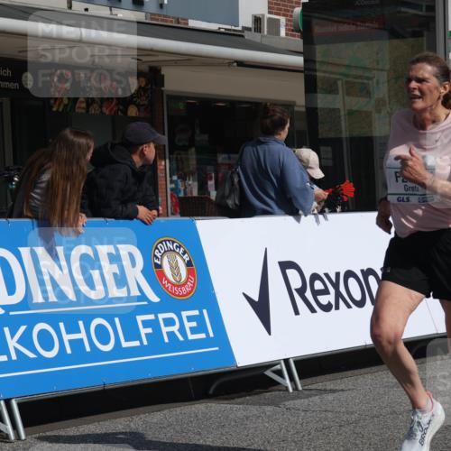 15.09.2024 - PSD Bank Halbmarathon Michael Strokosch http://msf.ph/oto/7069024 15.09.2024 12:06:47 Ziel 796, 797, 1328, 2032, 2208, 2806, 2819, 2942, 3019 meine-sportfotos.de