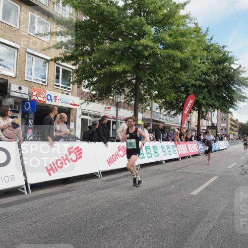 15.09.2024 - PSD Bank Halbmarathon Miley Keyser http://msf.ph/oto/7069035 15.09.2024 11:20:58 Ziel 557, 622, 625, 648, 850, 875, 1008, 1020 meine-sportfotos.de