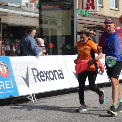 15.09.2024 - PSD Bank Halbmarathon Michael Strokosch http://msf.ph/oto/7069041 15.09.2024 12:06:49 Ziel 796, 797, 1328, 2806, 2942, 3019 meine-sportfotos.de