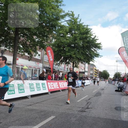 15.09.2024 - PSD Bank Halbmarathon Miley Keyser http://msf.ph/oto/7069051 15.09.2024 12:21:29 Ziel 2254, 2256, 2379, 2404, 2698, 3069, 3285, 3555 meine-sportfotos.de