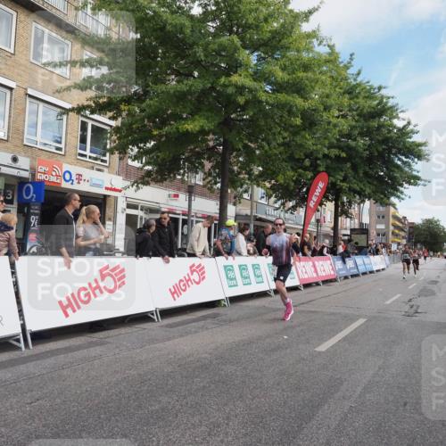 15.09.2024 - PSD Bank Halbmarathon Miley Keyser http://msf.ph/oto/7069055 15.09.2024 11:20:59 Ziel 557, 625, 648, 850, 875, 1008, 1020 meine-sportfotos.de