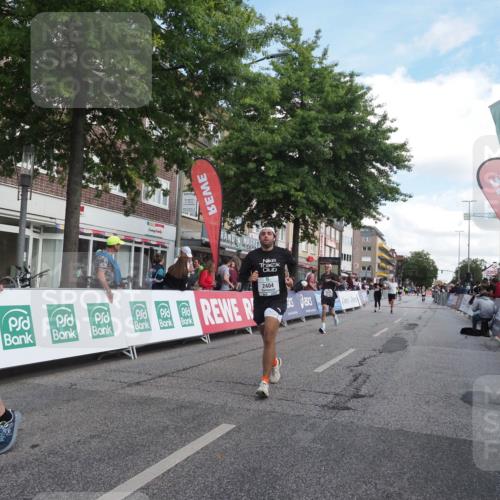 15.09.2024 - PSD Bank Halbmarathon Miley Keyser http://msf.ph/oto/7069061 15.09.2024 12:21:30 Ziel 2254, 2256, 2379, 2404, 2698, 3069, 3555 meine-sportfotos.de