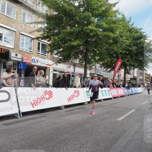 15.09.2024 - PSD Bank Halbmarathon Miley Keyser http://msf.ph/oto/7069063 15.09.2024 11:21:00 Ziel 557, 625, 648, 850, 875, 1008, 1020 meine-sportfotos.de