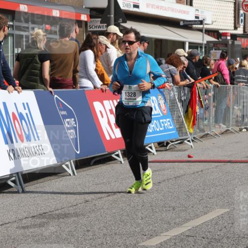 15.09.2024 - PSD Bank Halbmarathon Michael Strokosch http://msf.ph/oto/7069074 15.09.2024 12:06:54 Ziel 796, 797, 1328, 2806, 3019 meine-sportfotos.de
