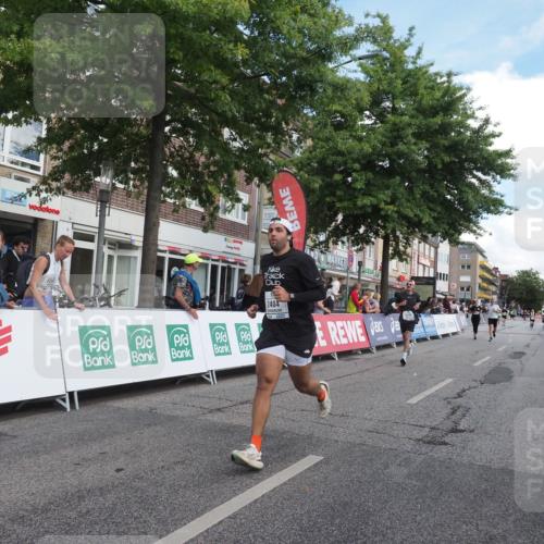 15.09.2024 - PSD Bank Halbmarathon Miley Keyser http://msf.ph/oto/7069075 15.09.2024 12:21:30 Ziel 2254, 2256, 2379, 2404, 2698, 3069, 3555 meine-sportfotos.de