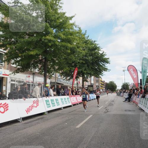 15.09.2024 - PSD Bank Halbmarathon Miley Keyser http://msf.ph/oto/7069090 15.09.2024 11:21:02 Ziel 557, 625, 648, 875, 1020 meine-sportfotos.de