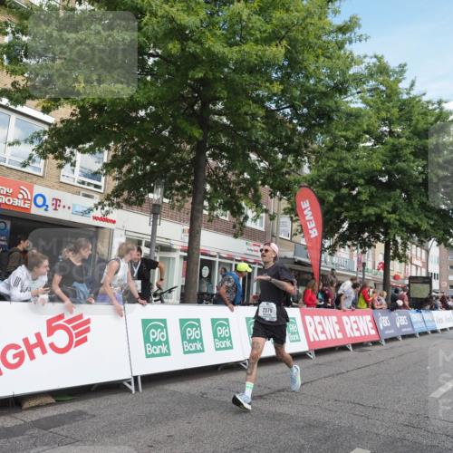 15.09.2024 - PSD Bank Halbmarathon Miley Keyser http://msf.ph/oto/7069093 15.09.2024 12:21:32 Ziel 2254, 2256, 2379, 2404, 2698, 3069, 3269, 3555 meine-sportfotos.de